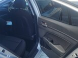 Hyundai Elantra-9
