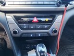 Hyundai Elantra-14