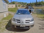 Mitsubishi Outlander-1