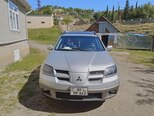 Mitsubishi Outlander-2