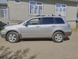 Mitsubishi Outlander-4