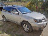 Mitsubishi Outlander-6