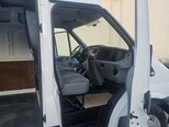 Ford Transit-4