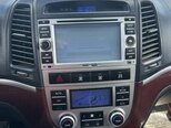 Hyundai Santa Fe-12