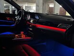 Mercedes E 220-11