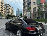 Mercedes E 220-6