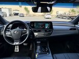 Lexus ES 300h-14