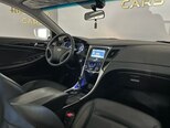 Hyundai Sonata-15