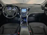Hyundai Sonata-11