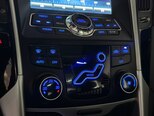 Hyundai Sonata-27