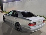 Mercedes E 240-3