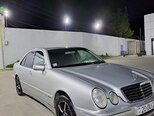 Mercedes E 240-5