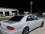 Mercedes E 240-4