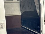 Ford Transit-10
