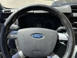Ford Transit-16