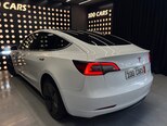 Tesla Model 3-6