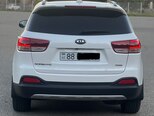 Kia Sorento-11