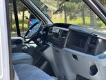 Ford Transit-10