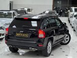 Jeep Compass-12