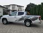 Mitsubishi L200-3