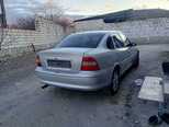 Opel Vectra-3