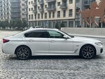 BMW 530e-7