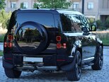 Land Rover Defender-7