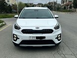Kia Niro-1