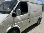 Ford Transit-12