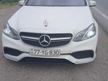 Mercedes E 220-1