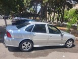Opel Vectra-4