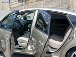 Toyota Prius-14