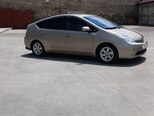 Toyota Prius-18