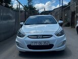 Hyundai Accent-1