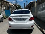 Hyundai Accent-5