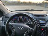 Hyundai Elantra-5