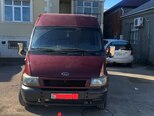 Ford Transit-5