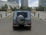 Mercedes G 400-2