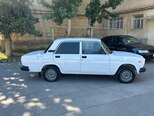 LADA (VAZ) 2107-5