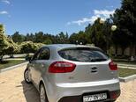 Kia Rio-4