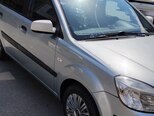 Kia Rio-7