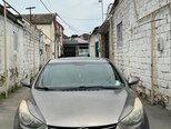 Hyundai Elantra-1
