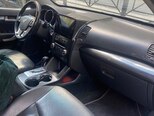 Kia Sorento-16