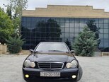Mercedes C 200-1