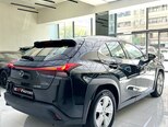 Lexus UX 200-7