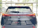 Lexus UX 200-6