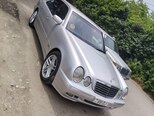 Mercedes E 240-4