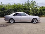 Mercedes E 240-6