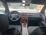 Mercedes E 240-7