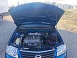 Nissan Sunny-5